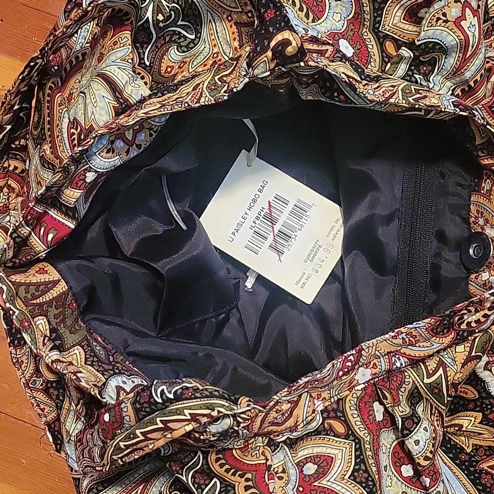 Super Cute Hobo Bag - NWT - Picture 4 of 6